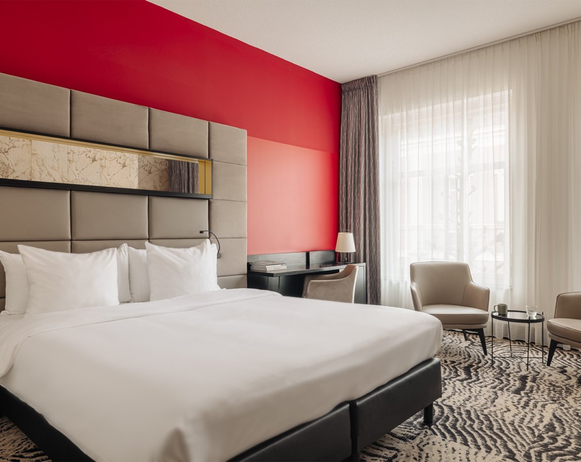 maltincourt_ SUPERIOR_KING_ROOM_LANDSCAPE_1