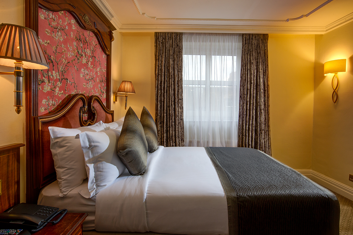 Maltincourt_ TRIPLE_ROOM__LANDSCAPE_2